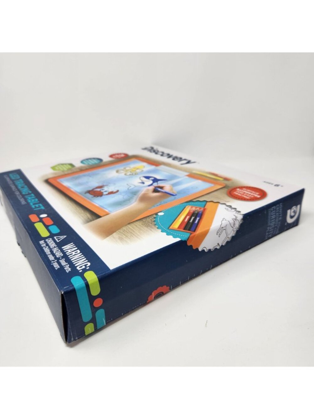 Discovery LED Tracing Tablet 26-Piece Set For Coloring w Storage Drawer Markers - Picture 6 of 7